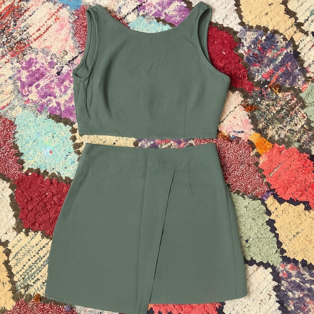 Green Sleeveless Crop Top and Mini Skirt Set by Eye to Eye